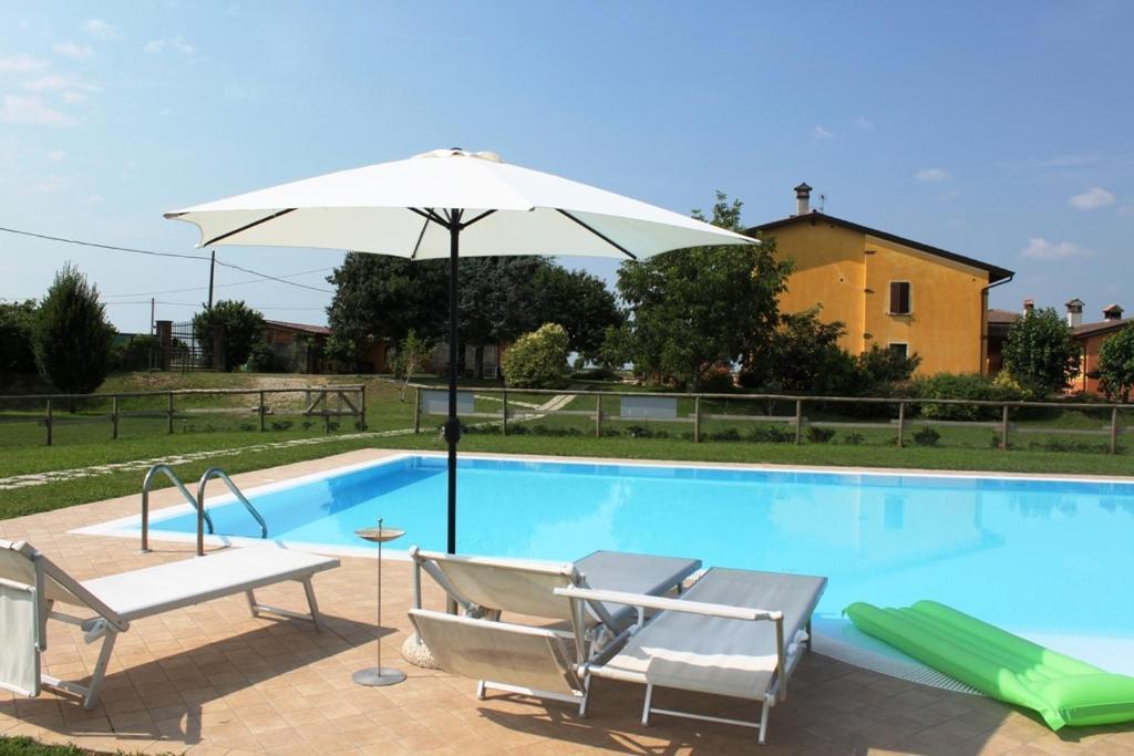 Agriturismo Trebis Volta Mantovana Eksteriør billede