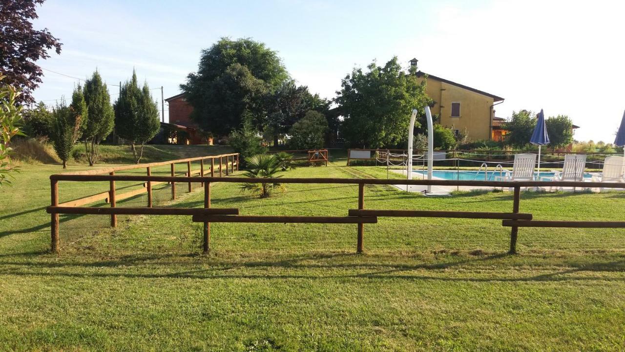 Agriturismo Trebis Volta Mantovana Eksteriør billede